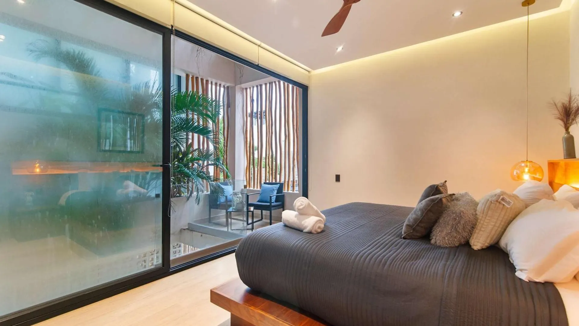 Stunning 2Br With Plunge Pool - Rooftop Sea Views Playa del Carmen
